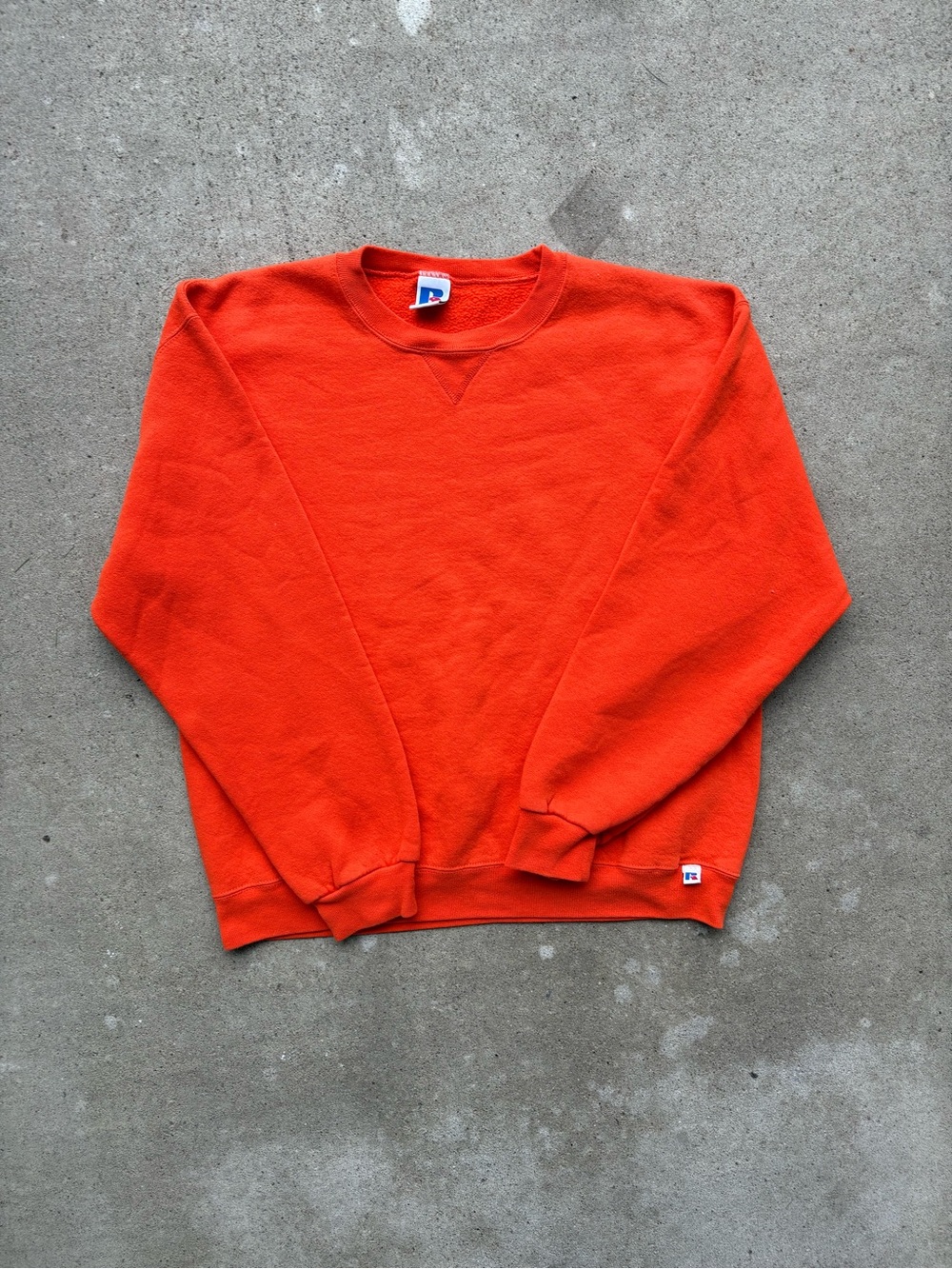 Vintage Russell Athletic Plain Blank Crewneck Sweatshirt Orange Mens Large 23x25